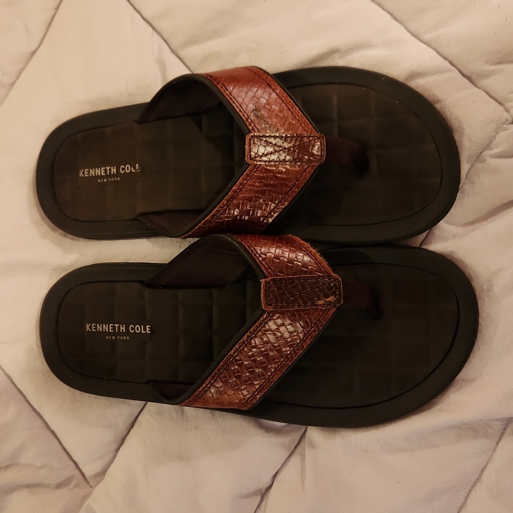 Mens Kenneth Cole Flip flop